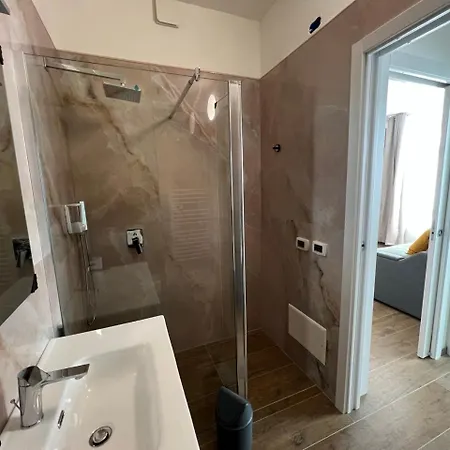 Sunny - Luminosi E Vicino Museo Ferrari דירה רוביירה